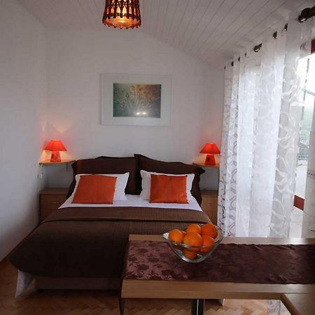 Villa Renipol Adults Only 수티반 객실 사진