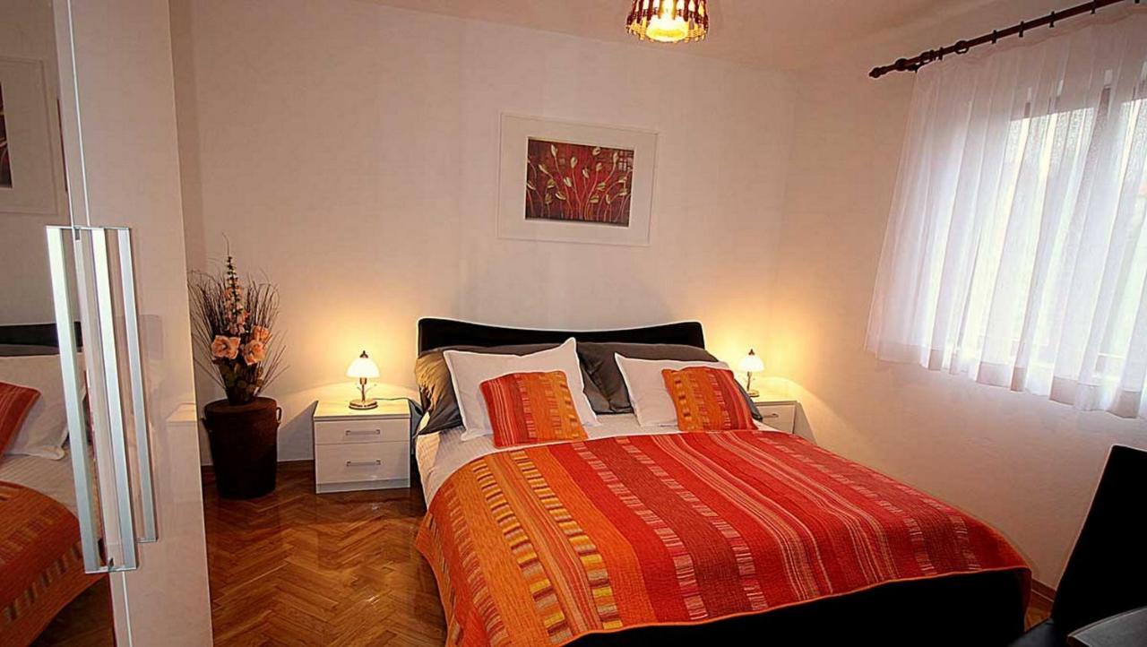 Villa Renipol Adults Only 수티반 외부 사진
