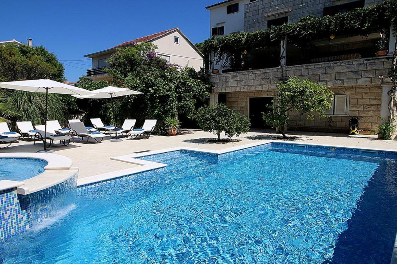 Villa Renipol Adults Only 수티반 외부 사진