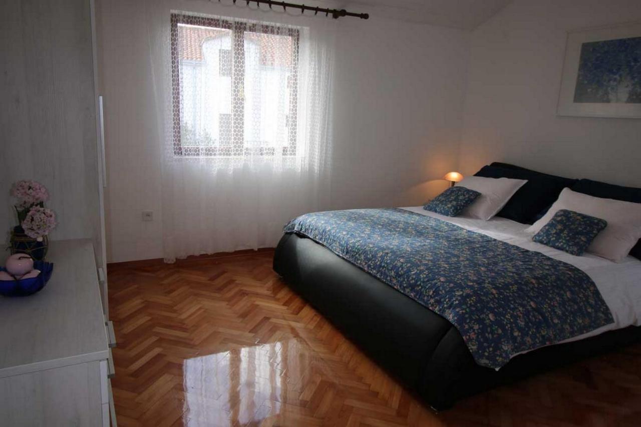 Villa Renipol Adults Only 수티반 외부 사진