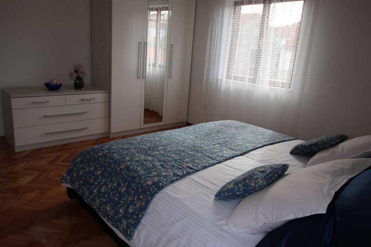 Villa Renipol Adults Only 수티반 외부 사진